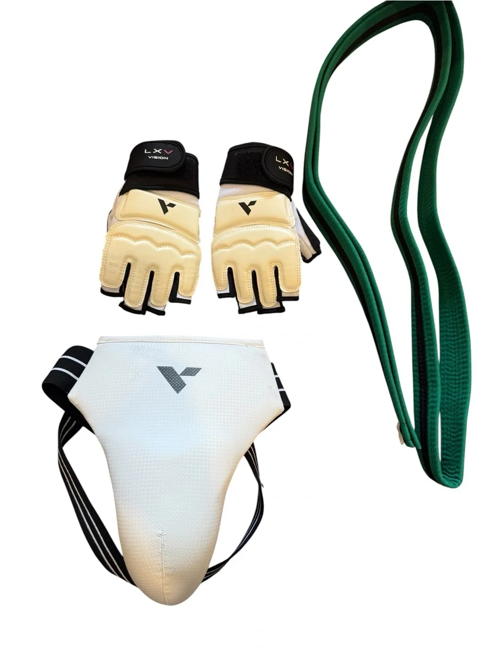 Vision Taekwondo Sparring Gear Size Medium  Headgear, Chest, Shin, Arm, Duffle